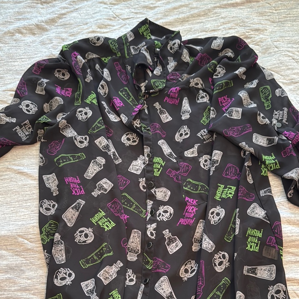 Torrid Black Blouse with Skull and Text Print